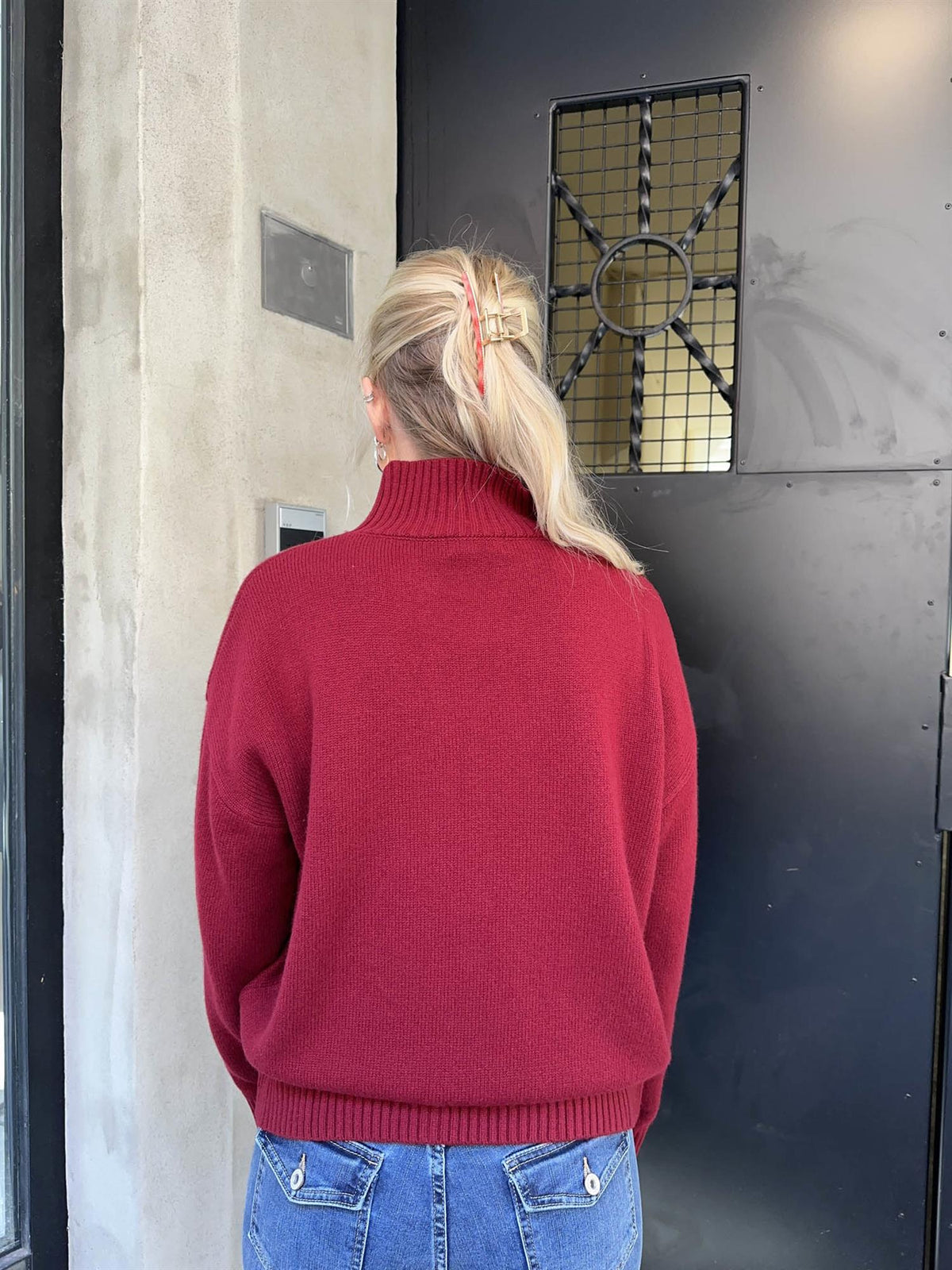 Ullgenser med mockneck - Burgunder