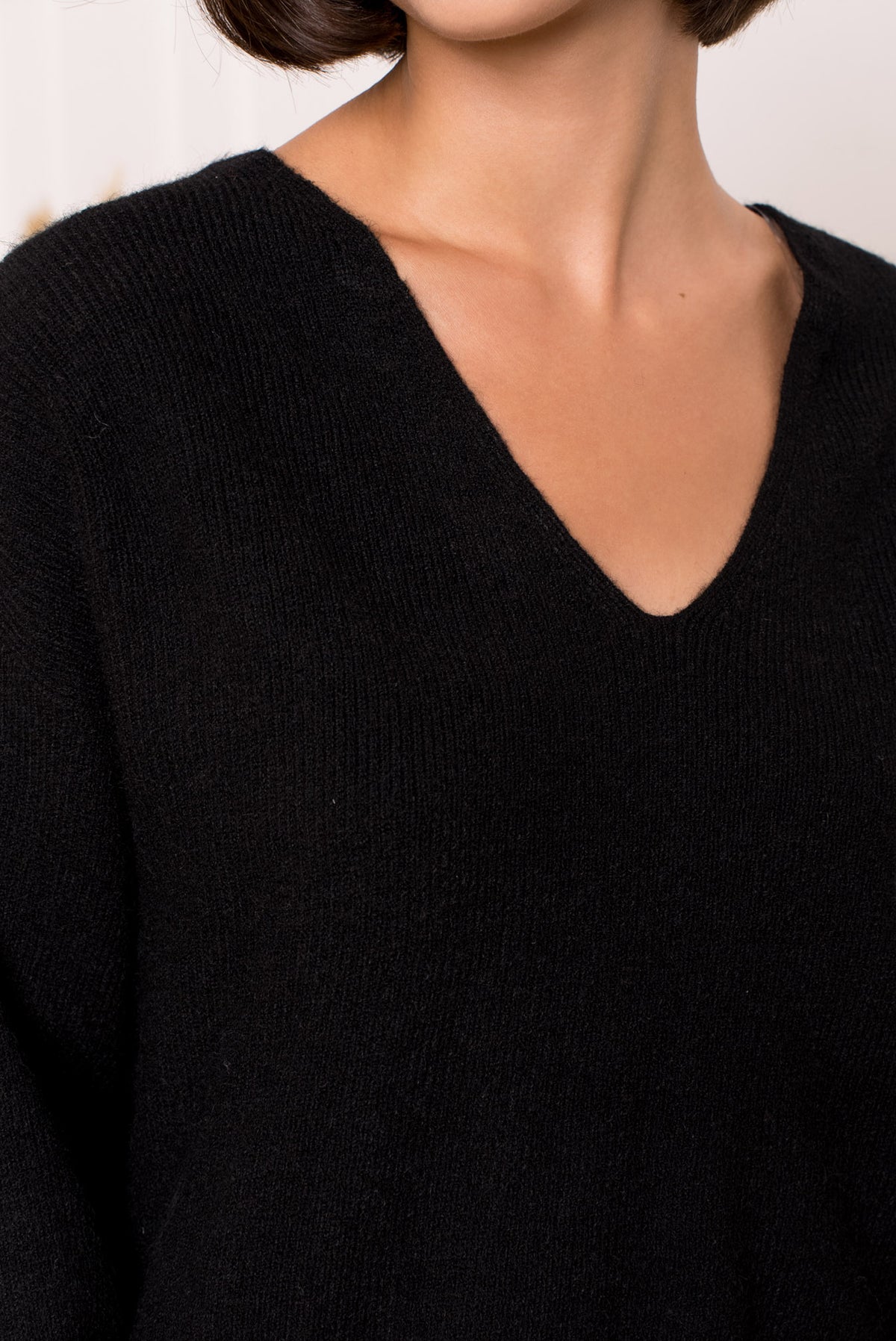 Genser med v-hals - Sort