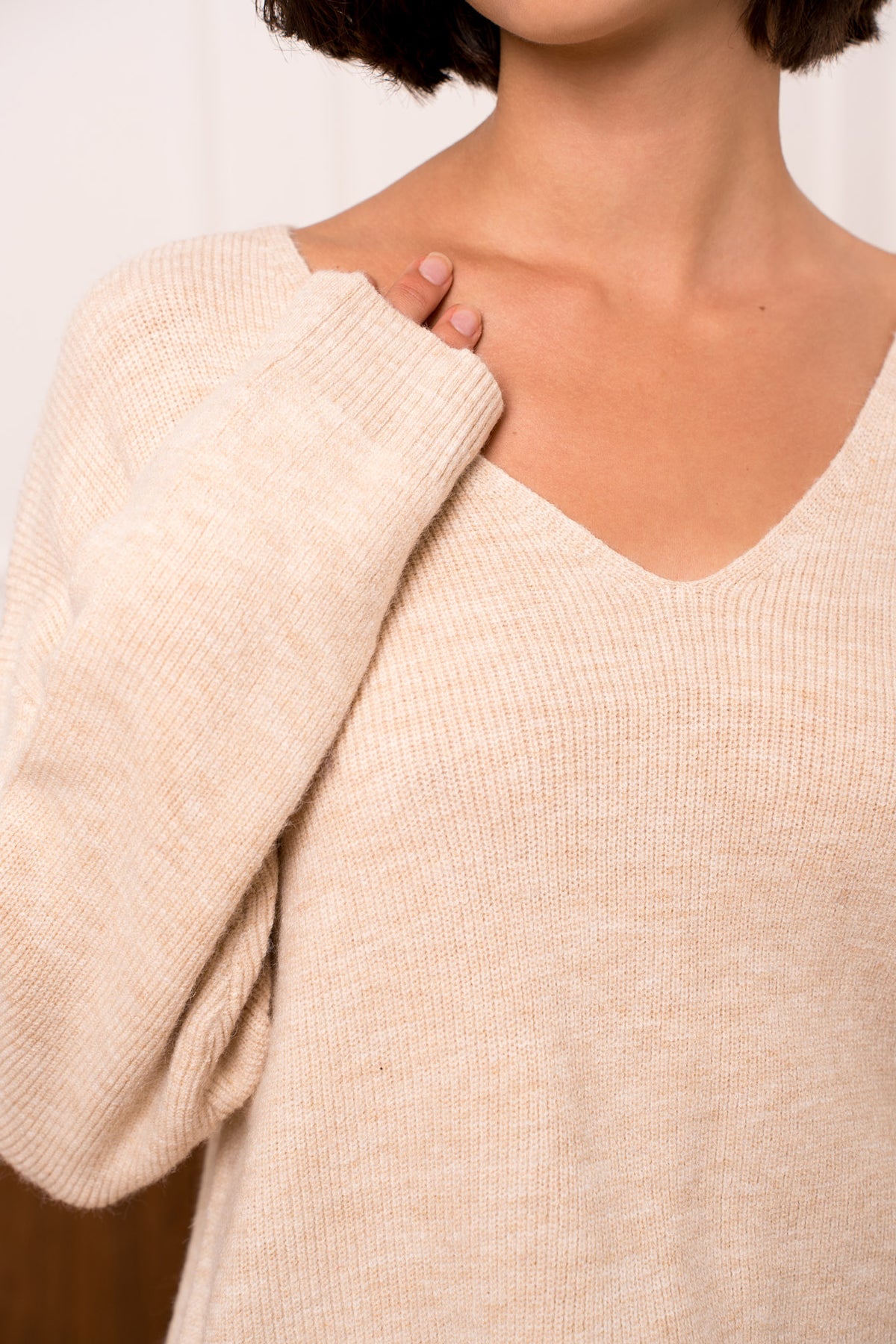 Genser med v-hals - Beige