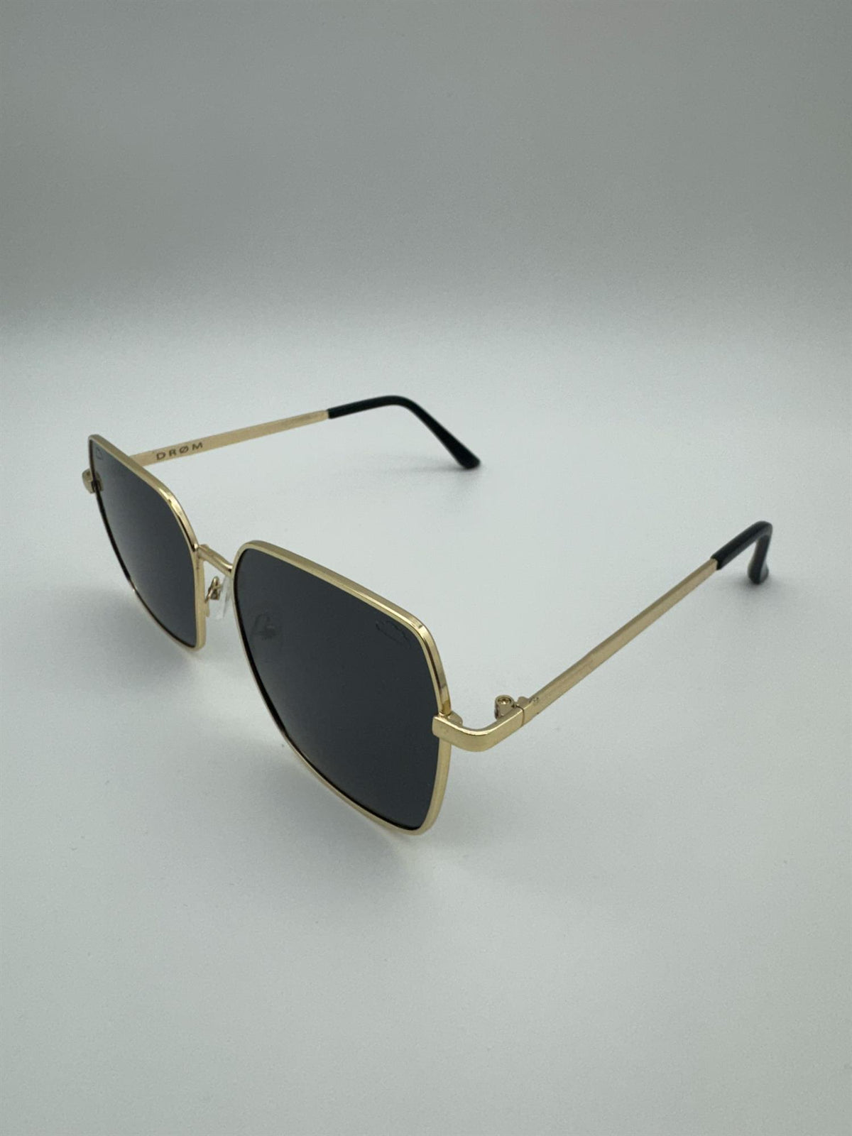 Ted - Gold/Black