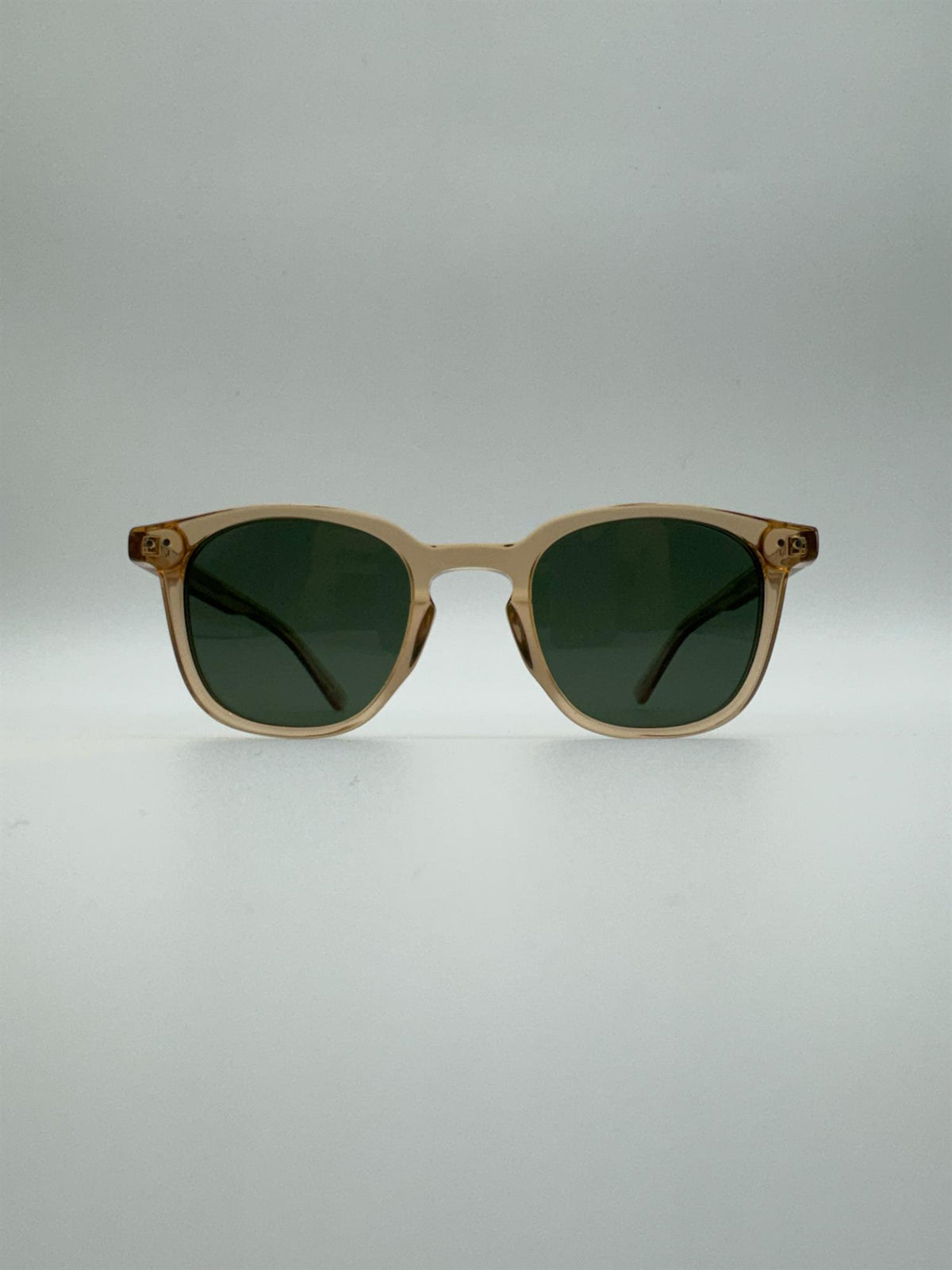 London - Clear Light Brown