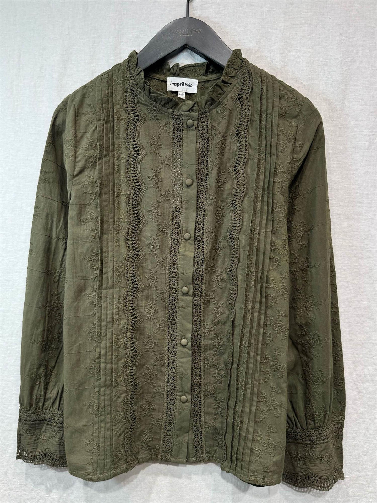 Bomullsbluse med broderi - Khaki