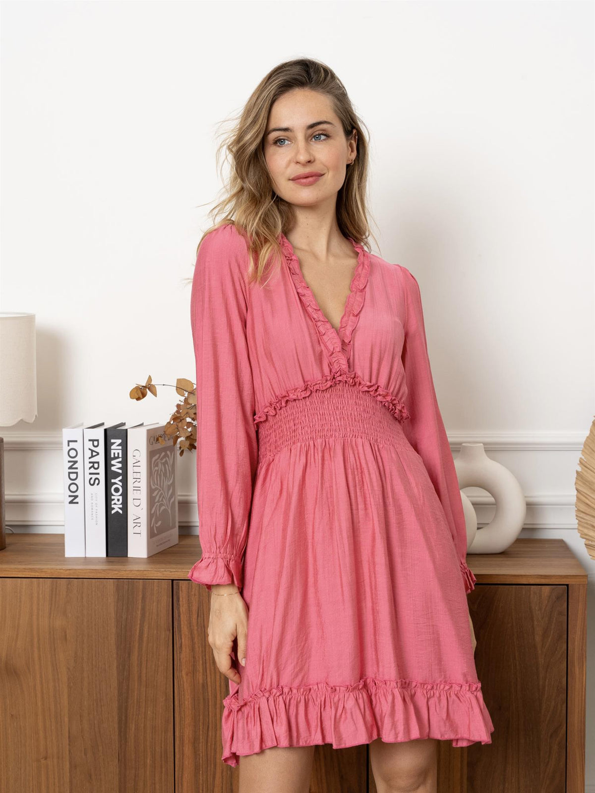 Kjole med v-hals - Rosa