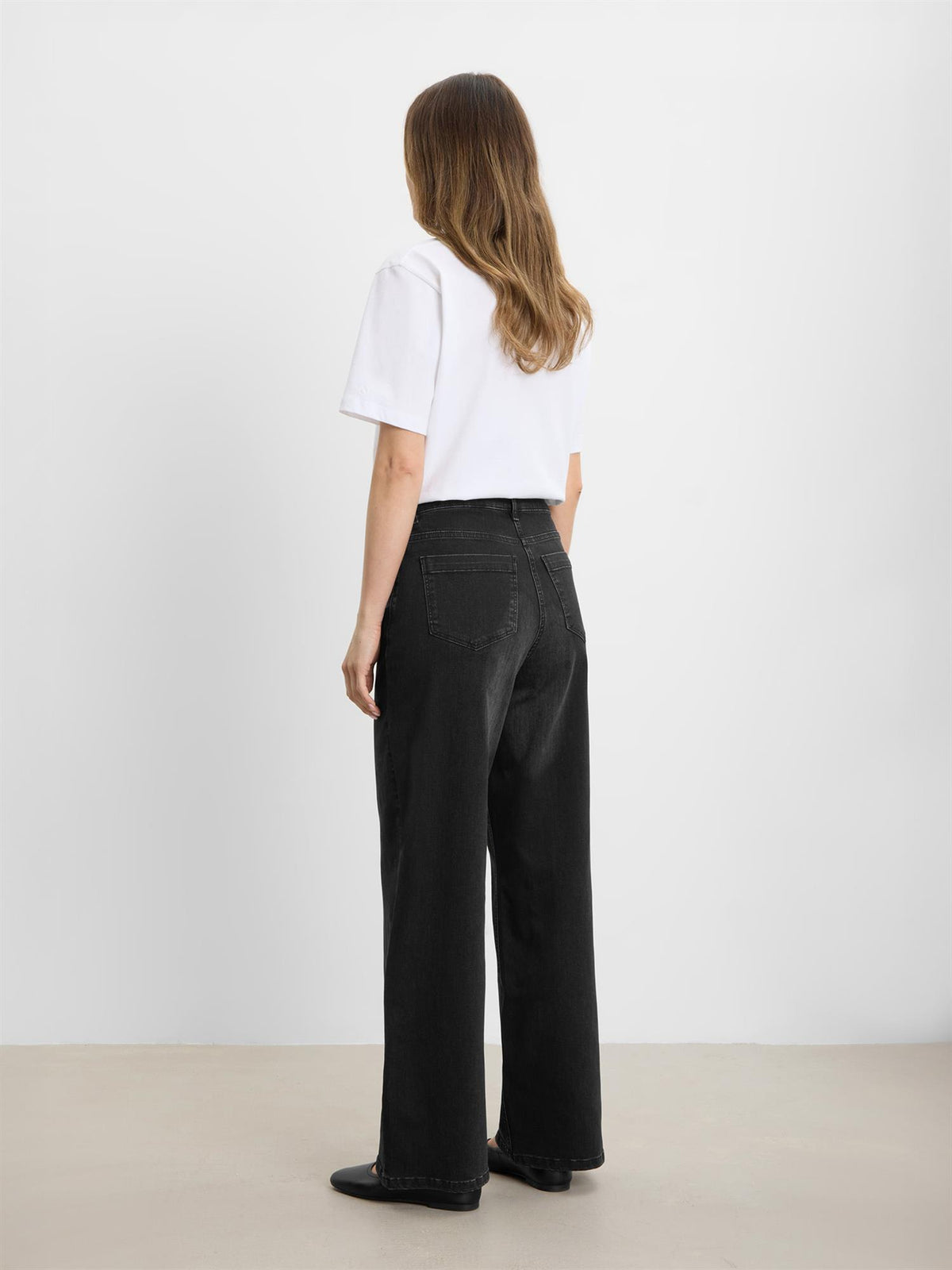 Carol Loose ML - Washed Black Denim