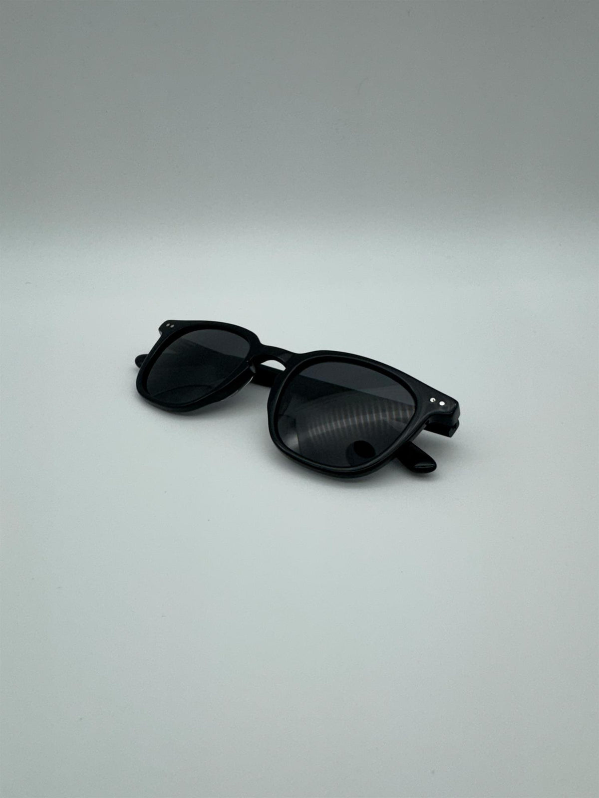 London - Black