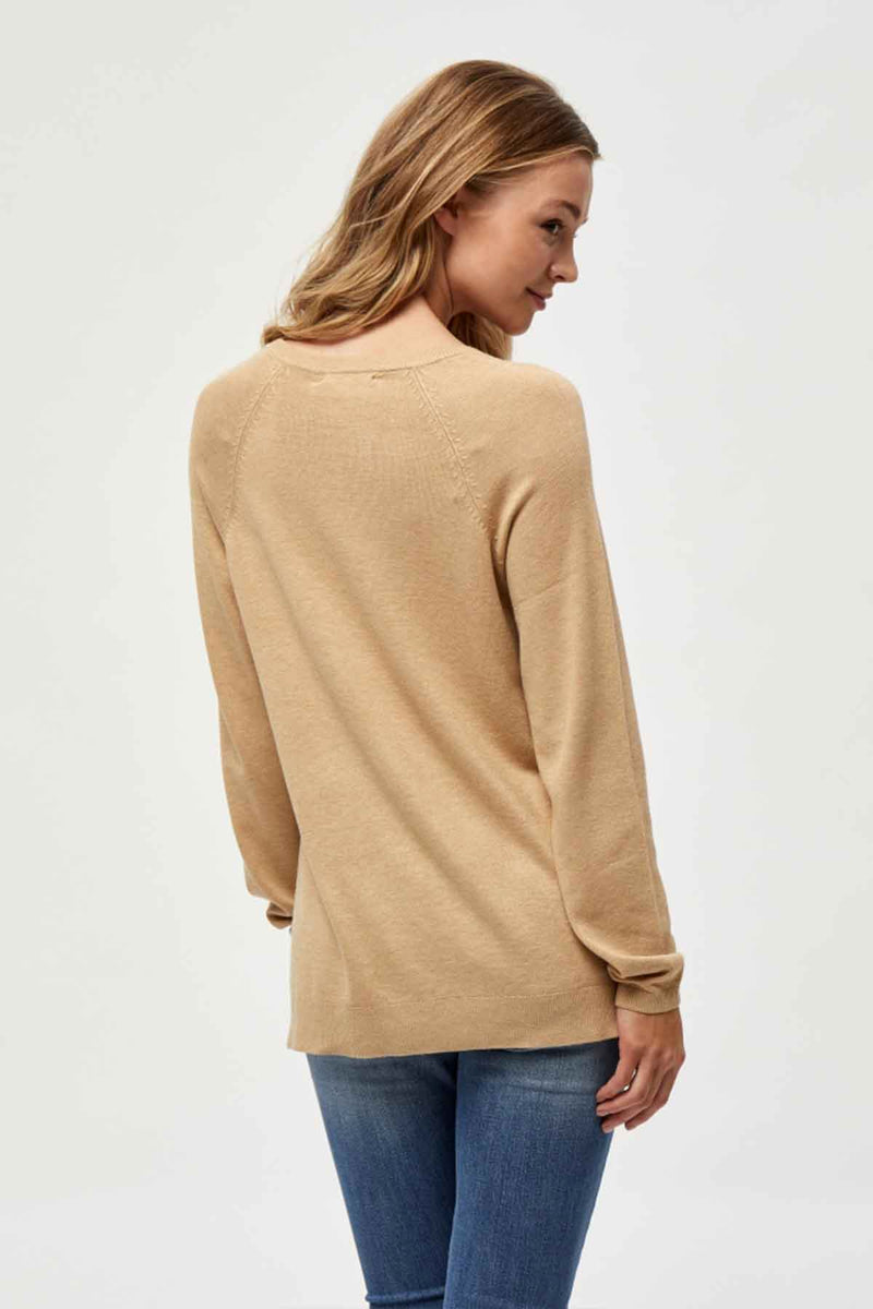 Tana V-neck knit pullover