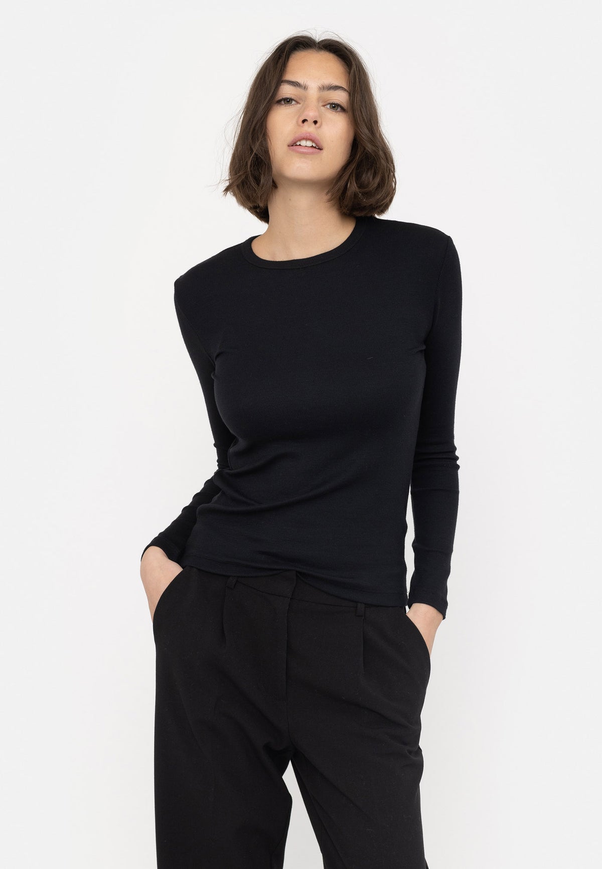 Fenja O-neck Top - Sort