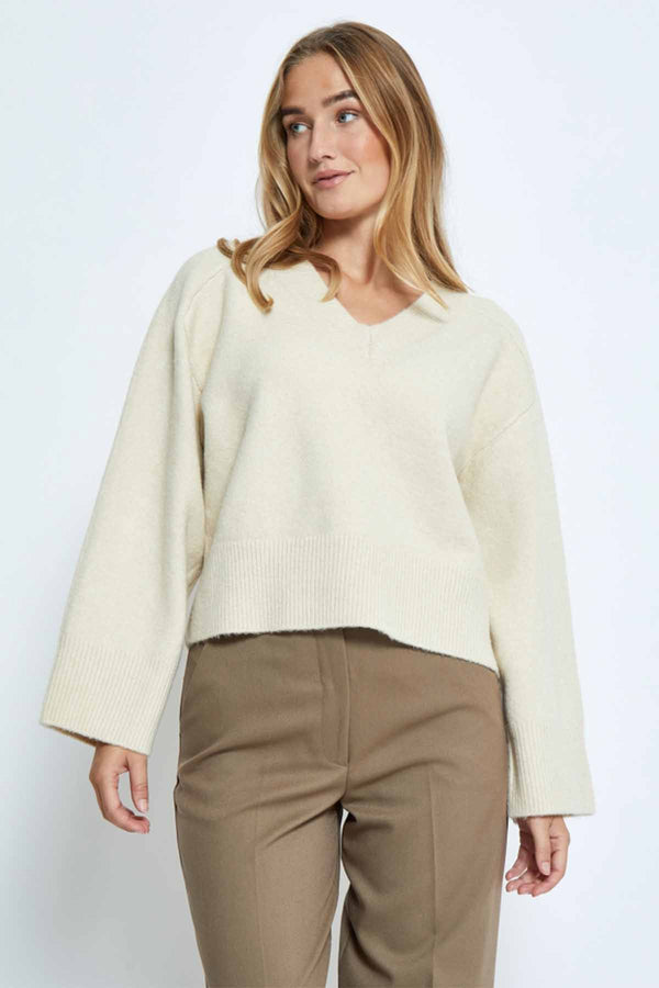 Celeste V-neck Knit