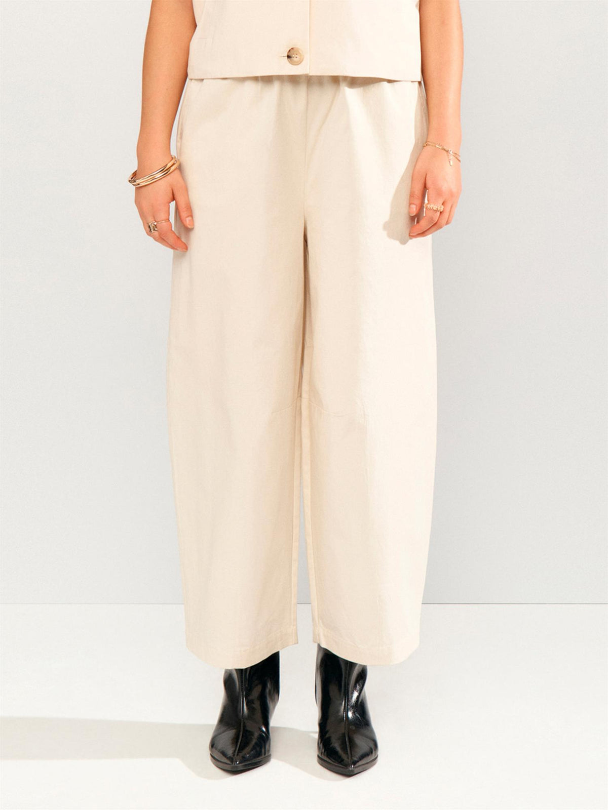 Sunna Cropped Jeans - Beige