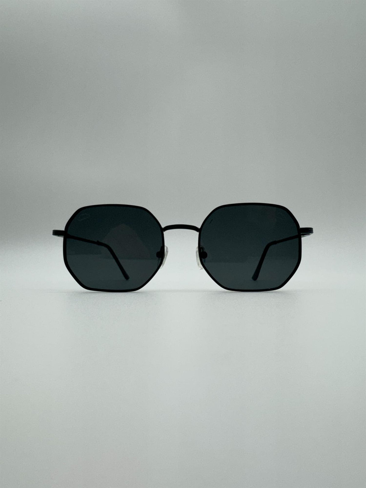 Leo - Black/Black