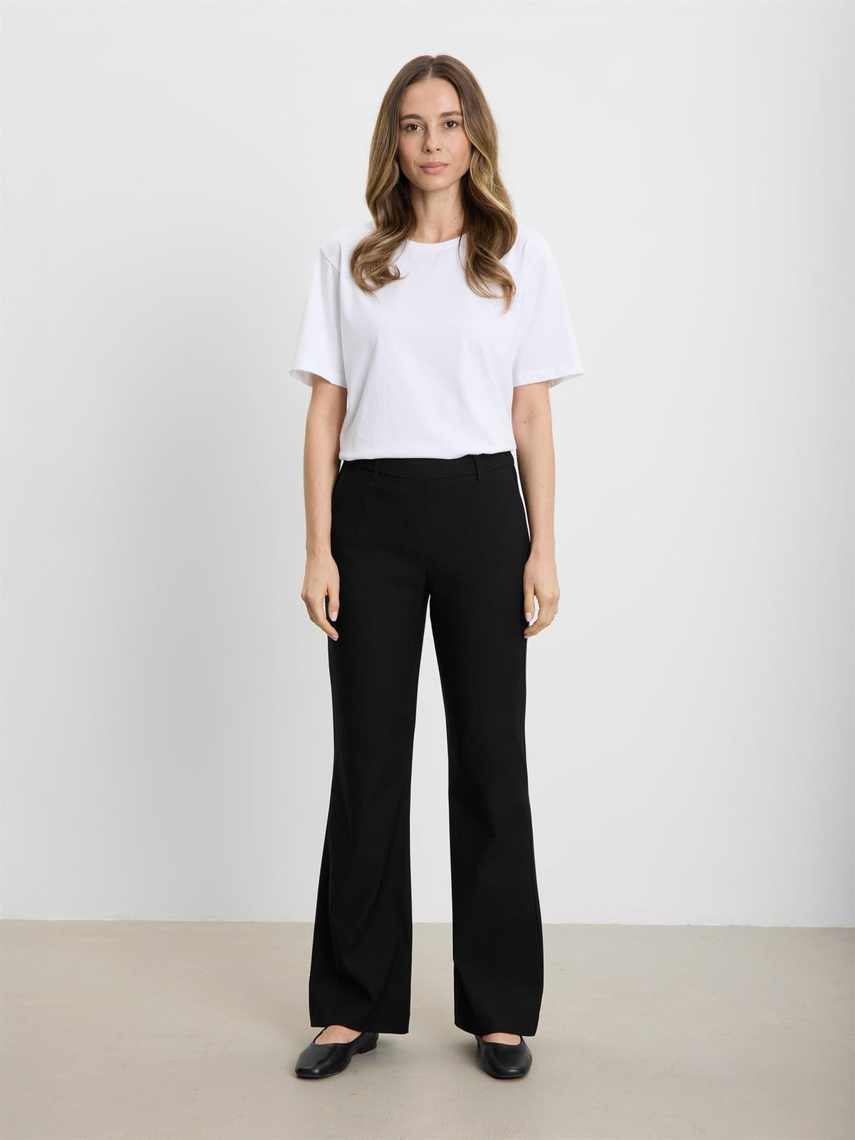 Zina Flare Regular ML - Black