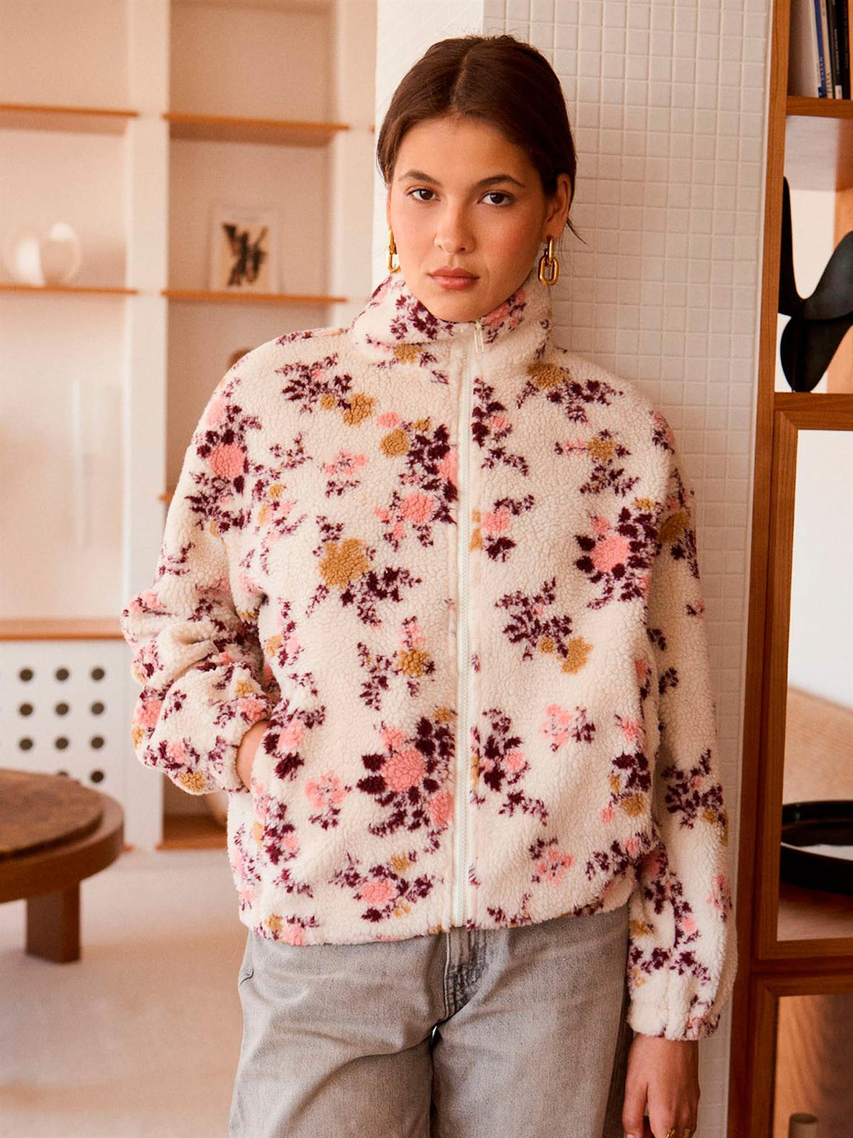 Fleece med blomster - Beige