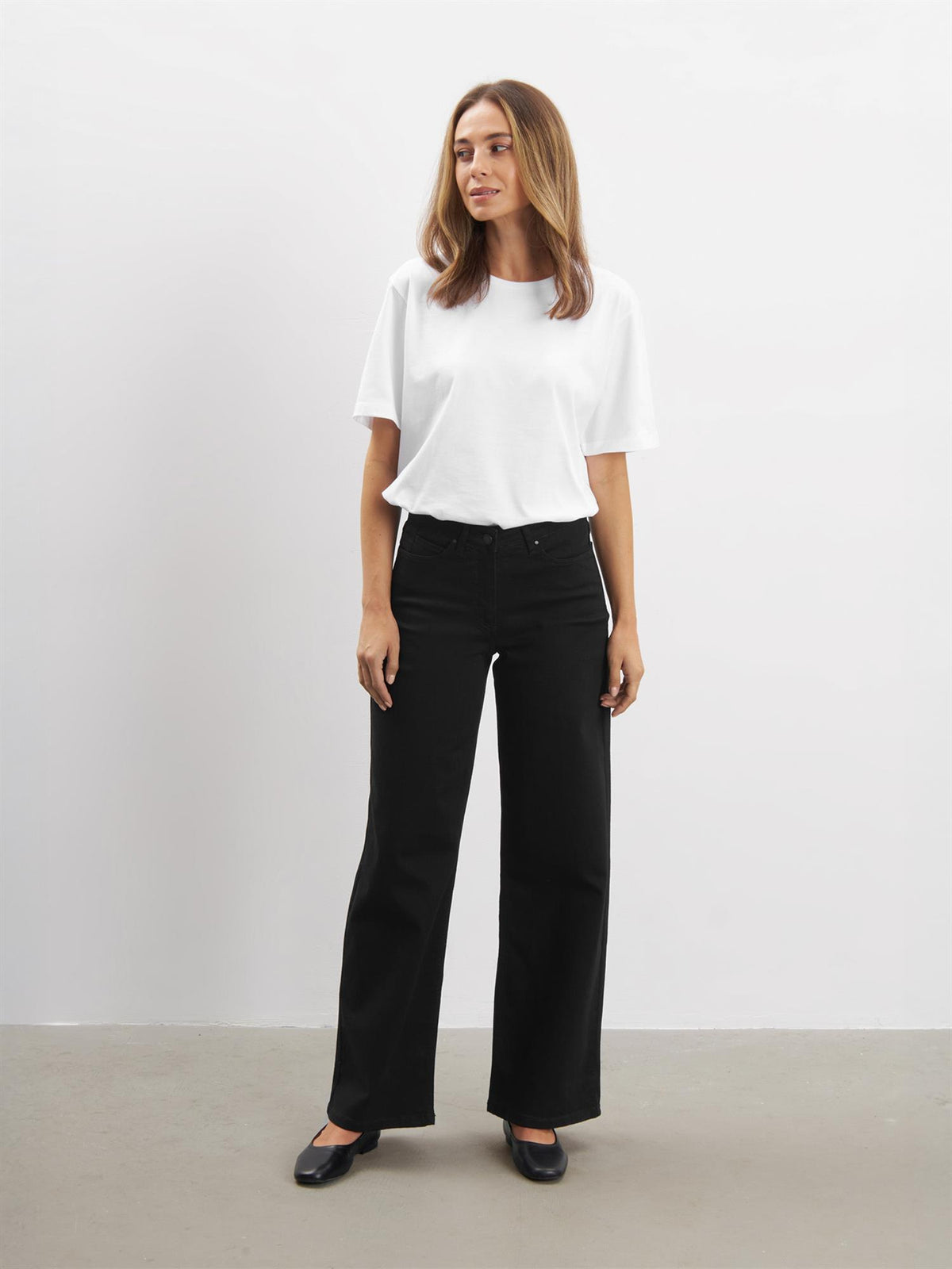 Carol Loose ML - Black Denim