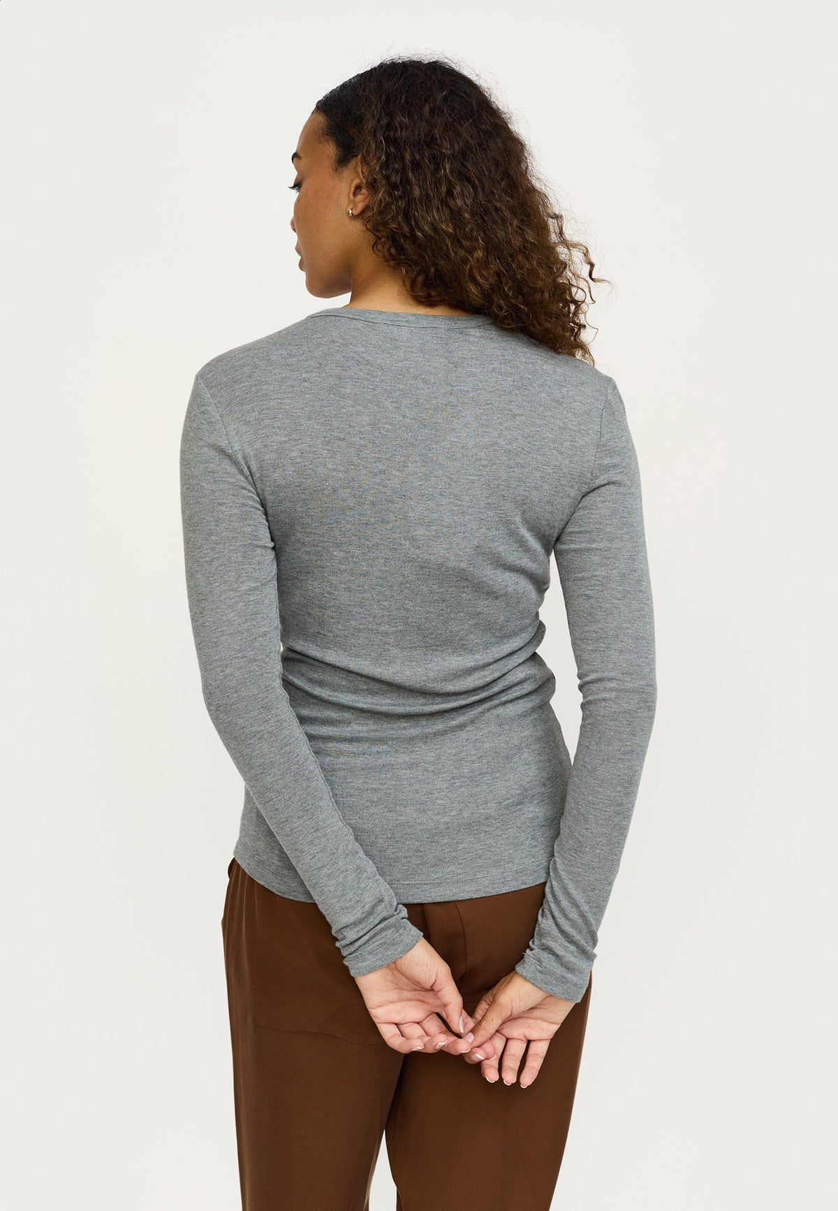 Roman O-neck - Grå