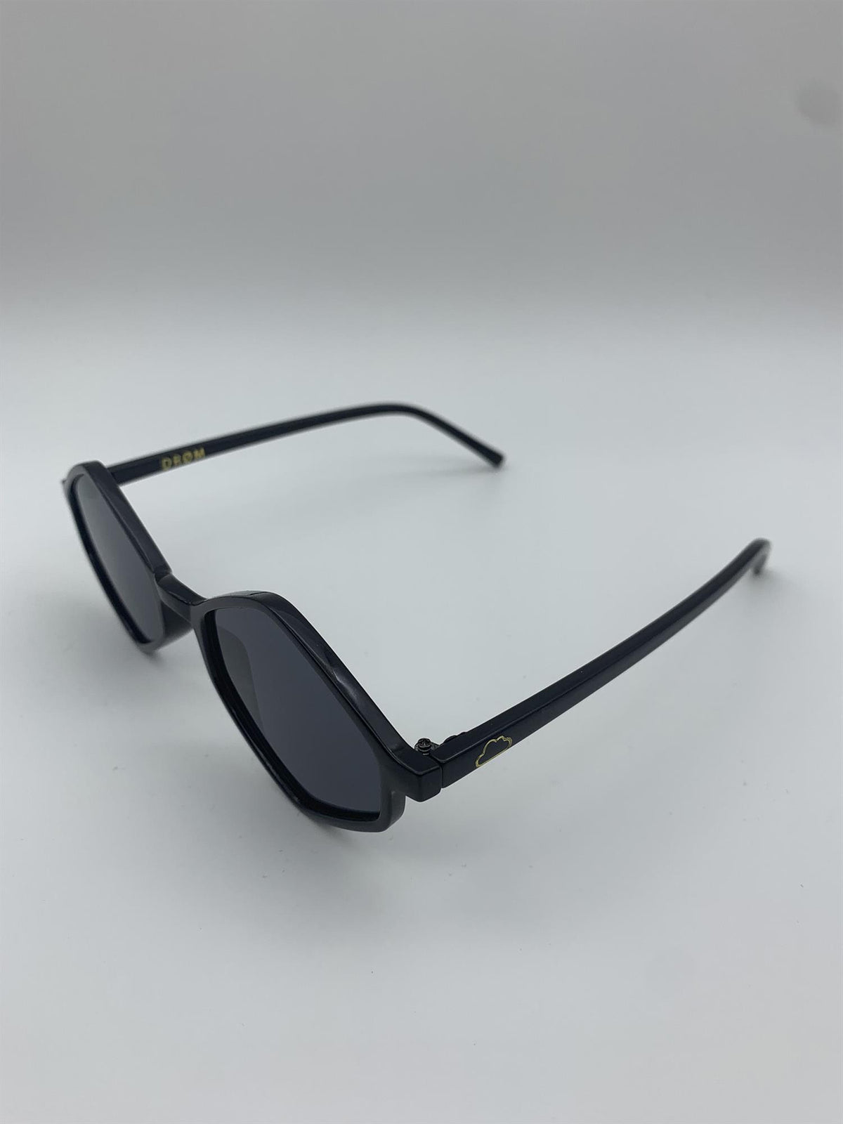 Robin - Black