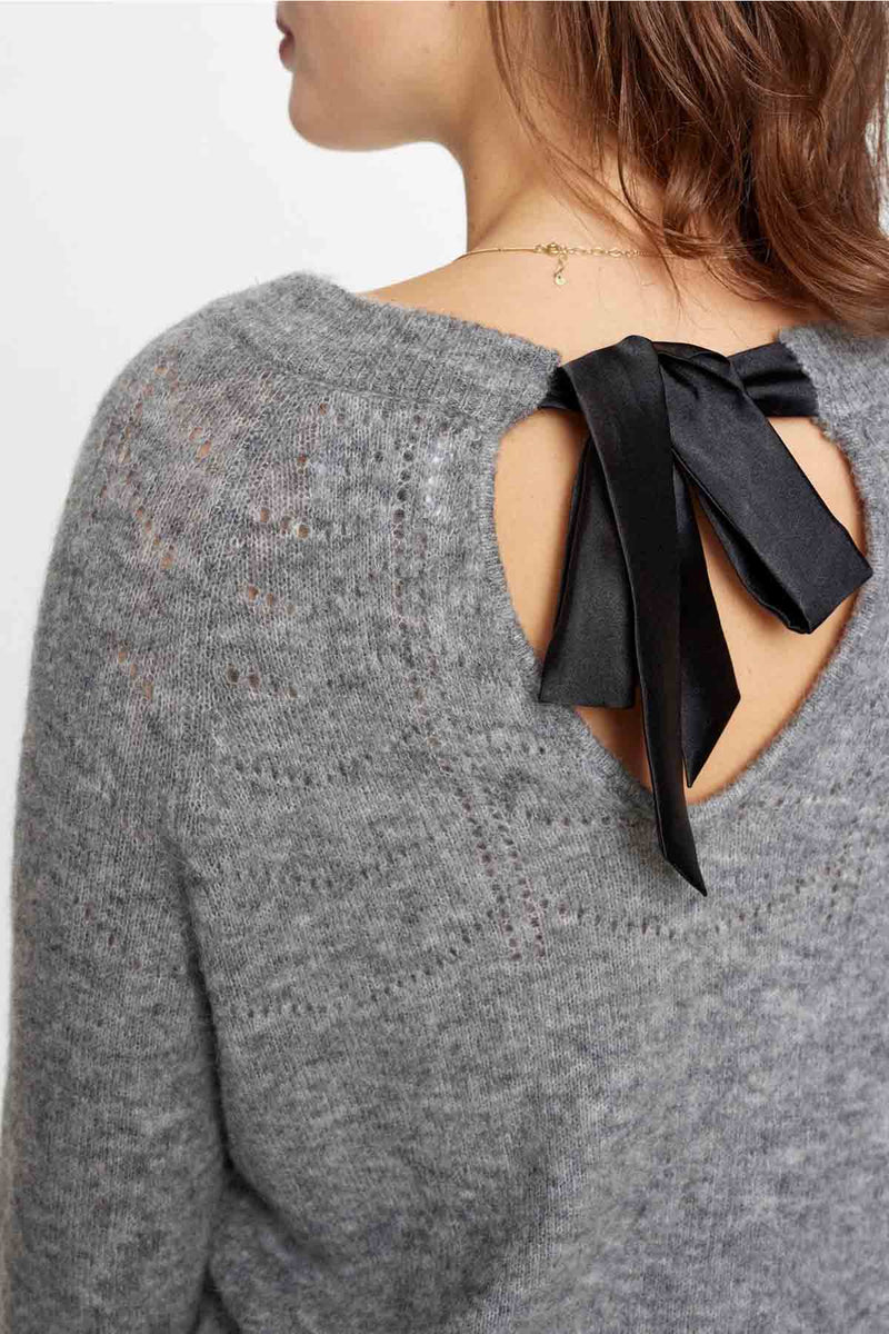 Riette Bow Pullover