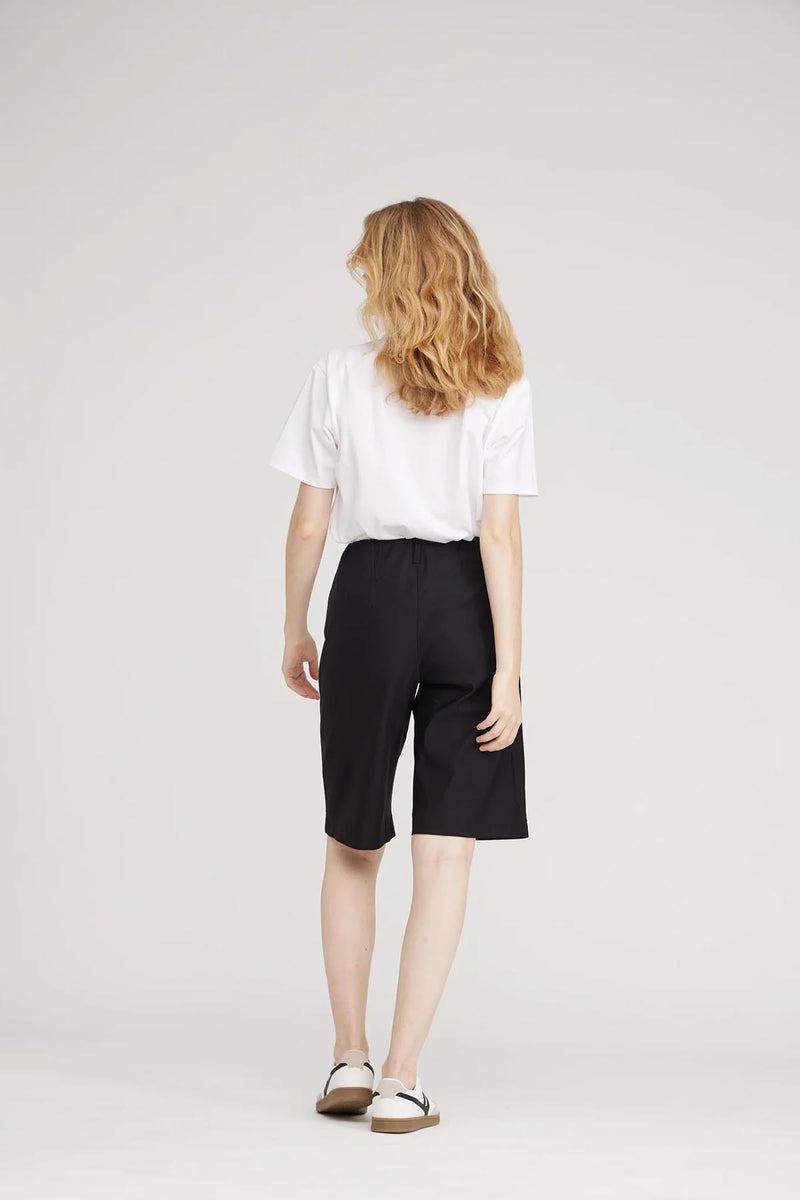 Donna Loose Shorts
