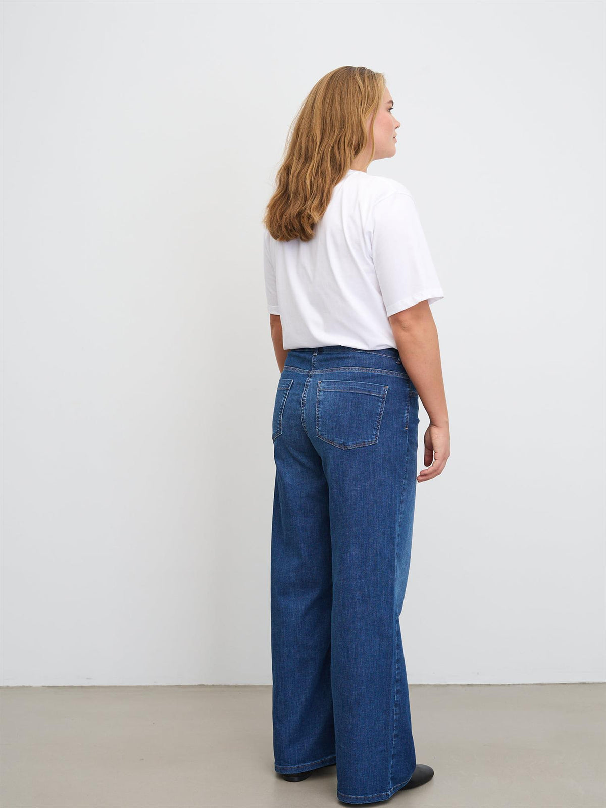 Carol Loose ML - Washed Blue Denim