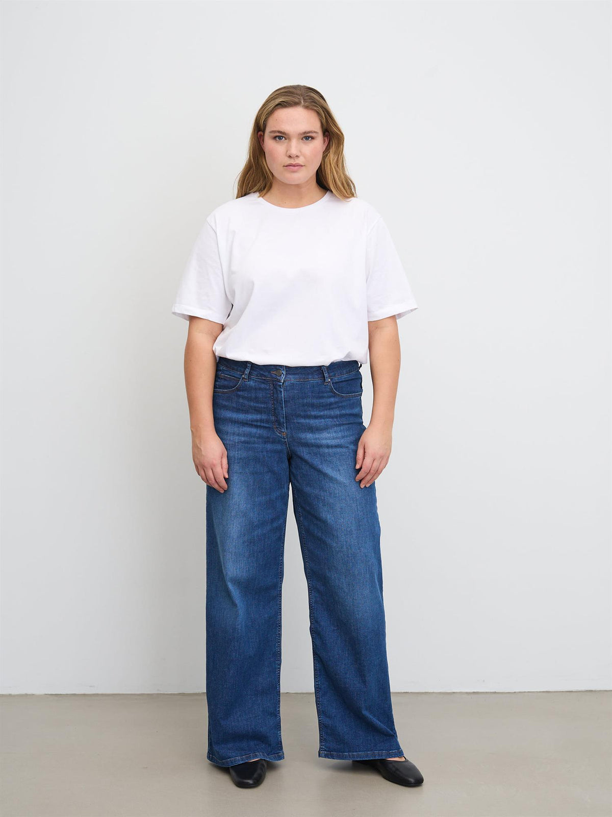 Carol Loose ML - Washed Blue Denim