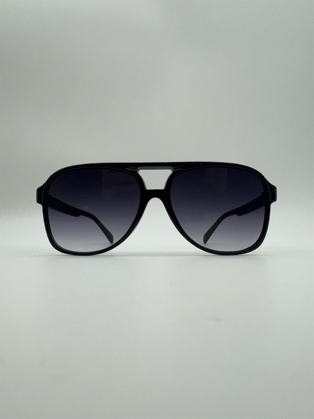 Pia - Black